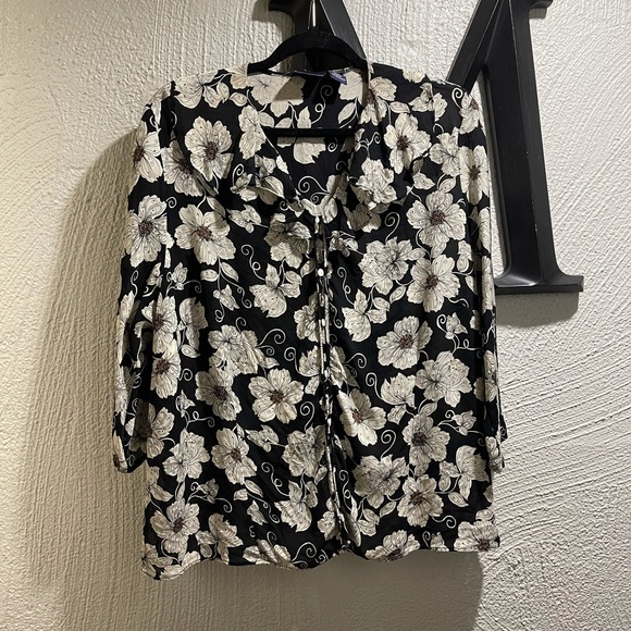 Black floral vintage top - Picture 1 of 2